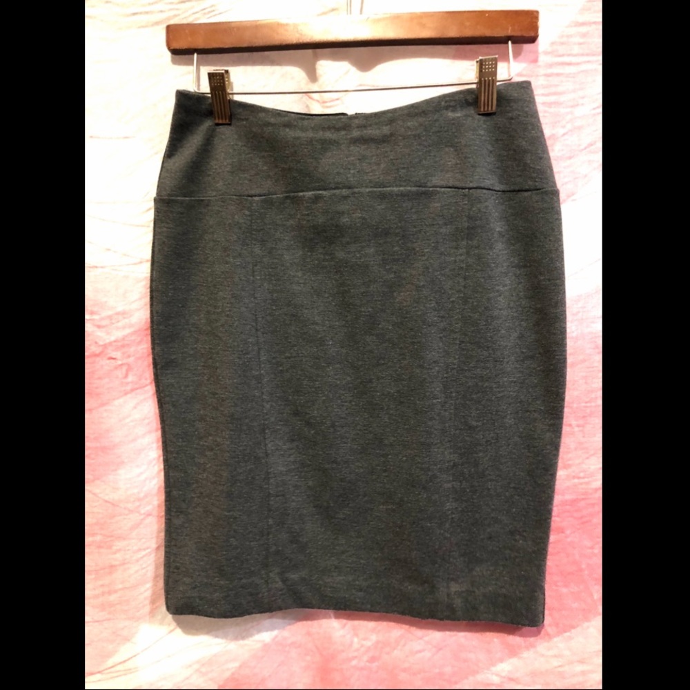 Banana Republic Grey Skirt